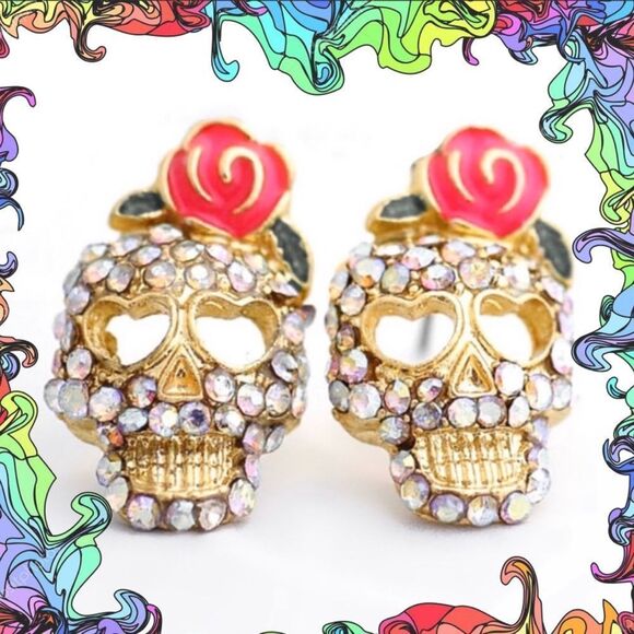 Enchanting Sparkly Crystal Encrusted Skull Studs - Picture 1 of 6